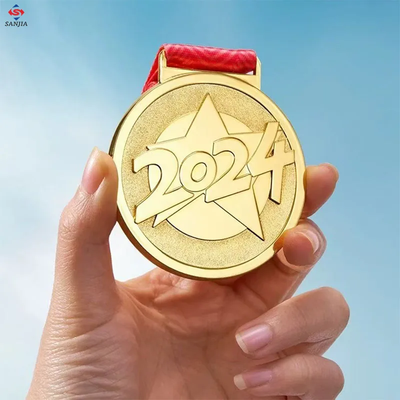 Free Design Custom Anniversary Miraculous Medal Pendant Custom Logo Gold Silver Brass Fall Medal