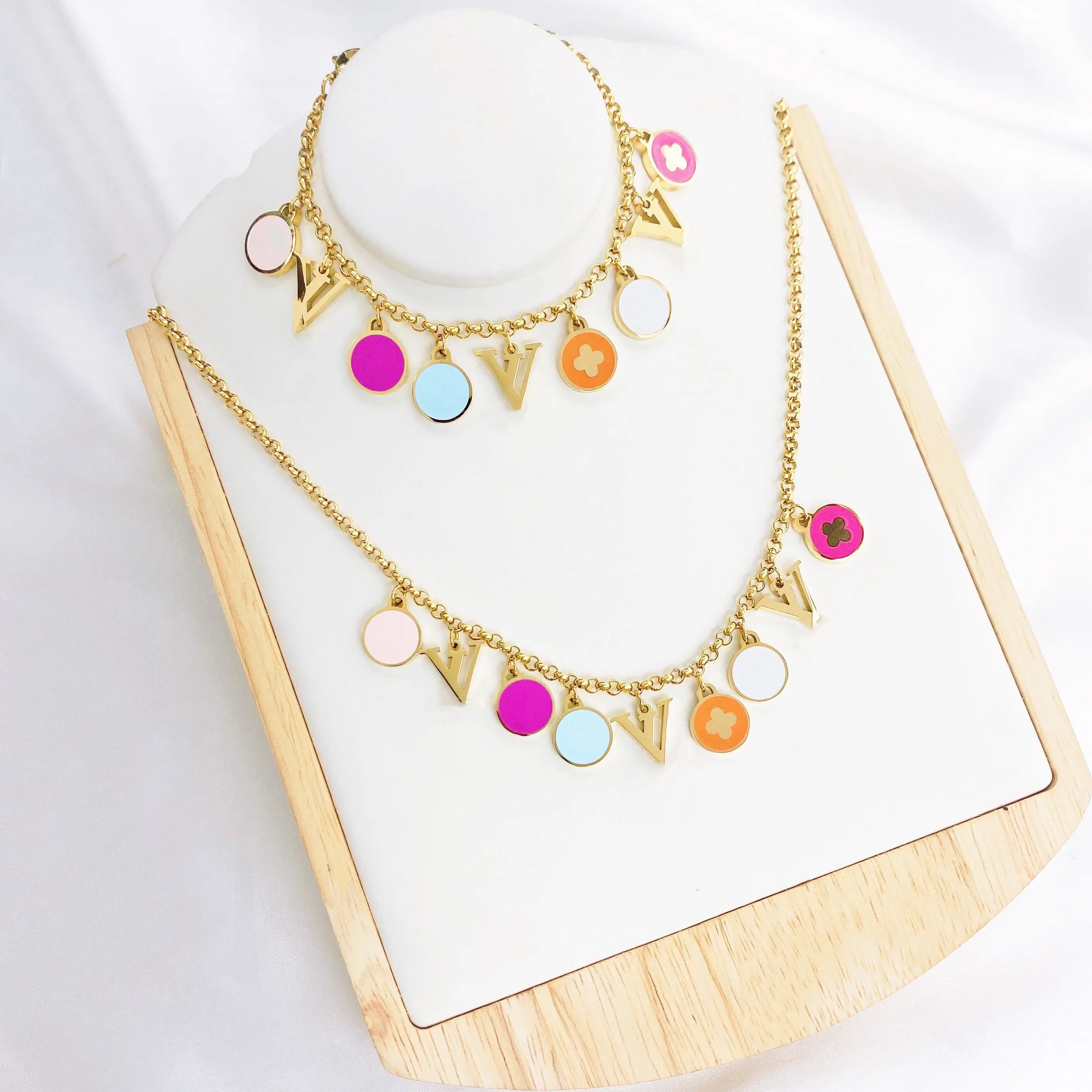 Ювелирные наборы из нержавеющей стали, металлические серьги, подвеска, цвет, подарок на день Святого Валентина, роскошные брендовые поставки, рынок США и Мексики