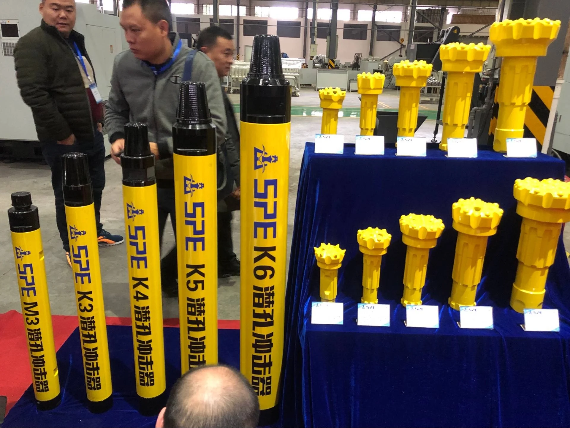 High Pressure 4inch DTH Hammer For Water Well Drilling Rig And Ore/Mine Drilling Rig Machine To Drill Rock Or Blasting Work Use