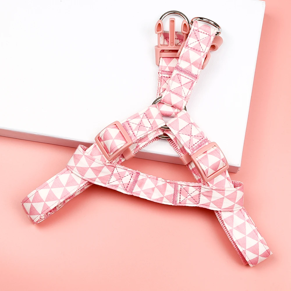 Yellow Pet Harness Chest Dog Harness Pet Strap Harness with matching color accessories