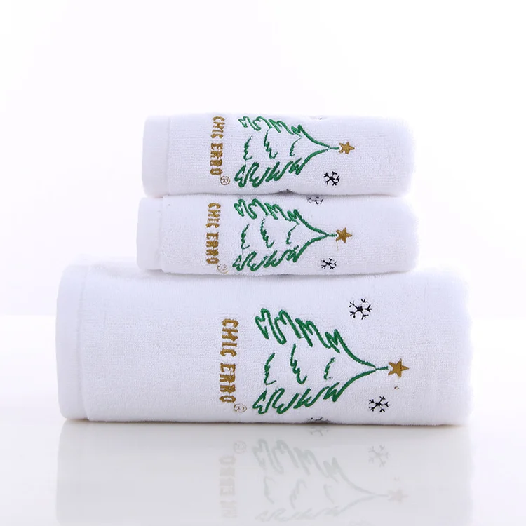 Christmas towel set.jpg