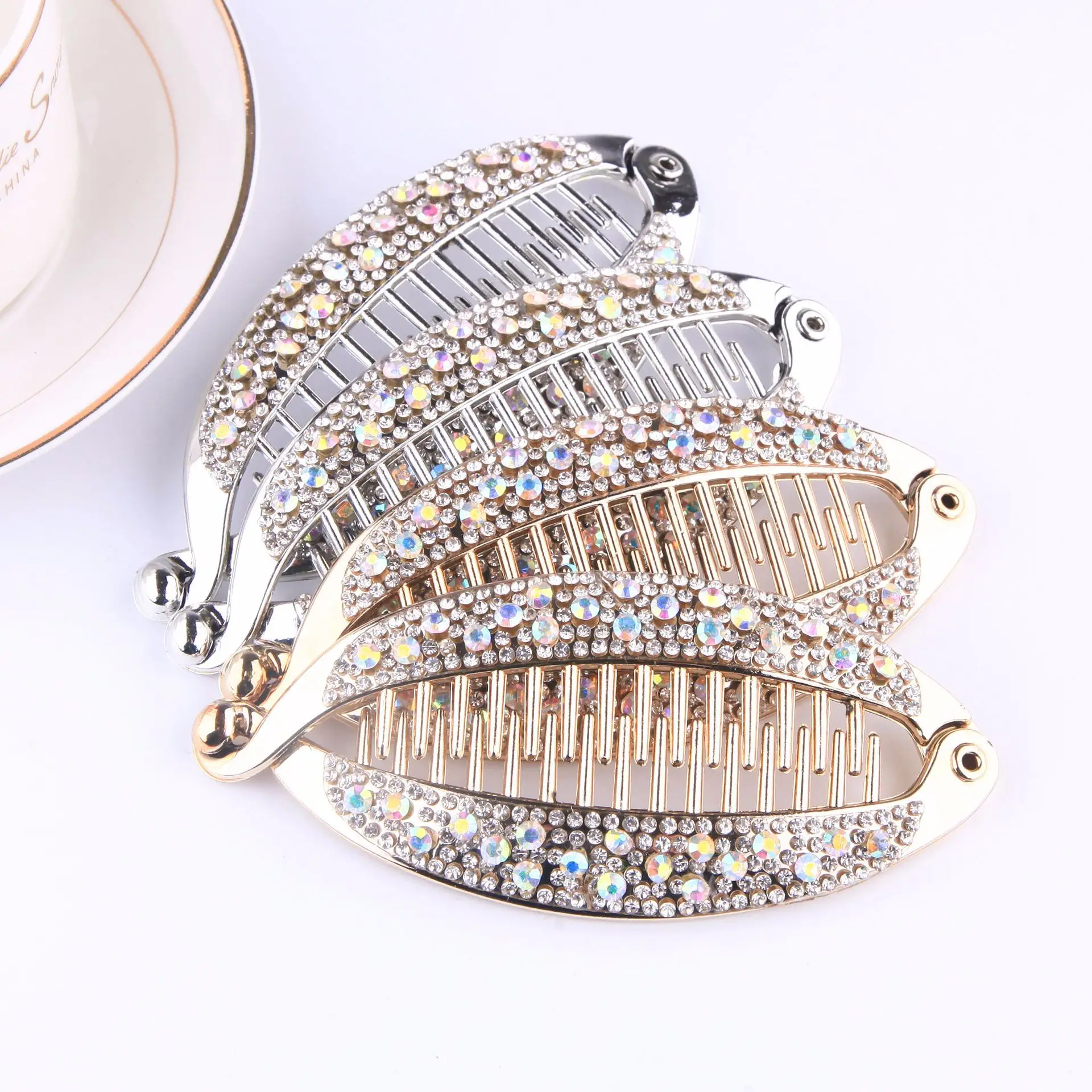 Shiny Rhinestone Banana Clip Metal Diamond Hairpin Hair Accessories Rounded Edges Hair Comb Fish Shape Hairgrips Girls Headwear