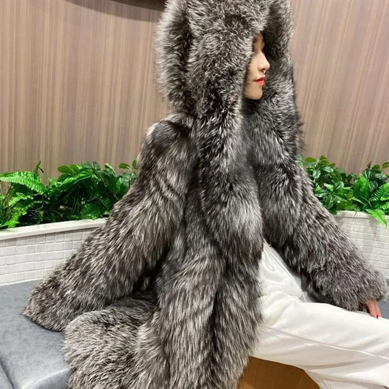 Женское длинное пальто с капюшоном