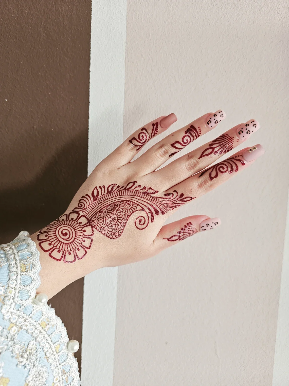 Manufacture India Brown White Henna Temporary Hand Tattoos Body Art Henna Tattoo Stickers Waterproof Henna Tattoos Sticker