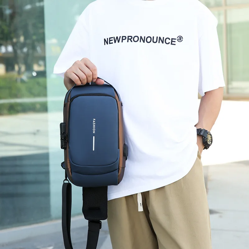 High Quality Men Messenger Cell Phone Crossbody Bag Leather Anti-Theft with Zipper USB chest Bags