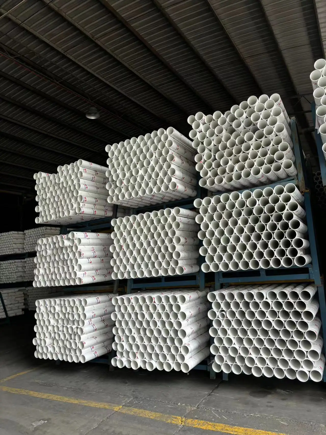 Оптовая продажа трубы высокого давления UPVC ASTM D1785 SCH40 со скошенным концом для водоснабжения