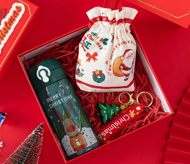 Hot Selling  Gift Box for Christmas Kids Women Friends Mom Cup Scarf Candles Tree Favorable Low Price with Decoration