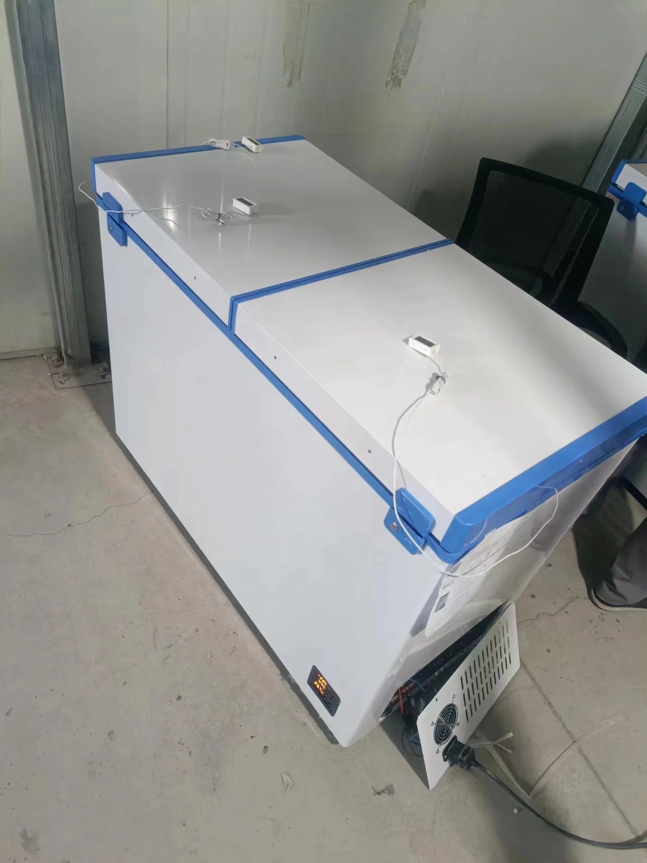 BD/BC-358 dc compressor 12v 24v  solar freezer commercial new chest freezers double doors solar cooler without solar system