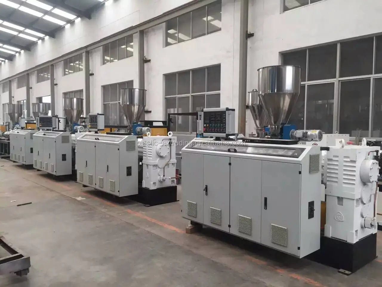 New design SJSZ serizes 45/51/55/65/80/92 double screw plastic conical extruder