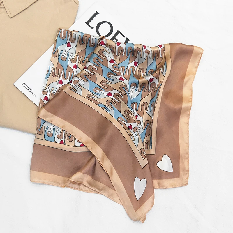 Hot Selling Style Fashion Women Malaysia Silk Head Scarf Chain Print 70x70 Satin Square Scarf