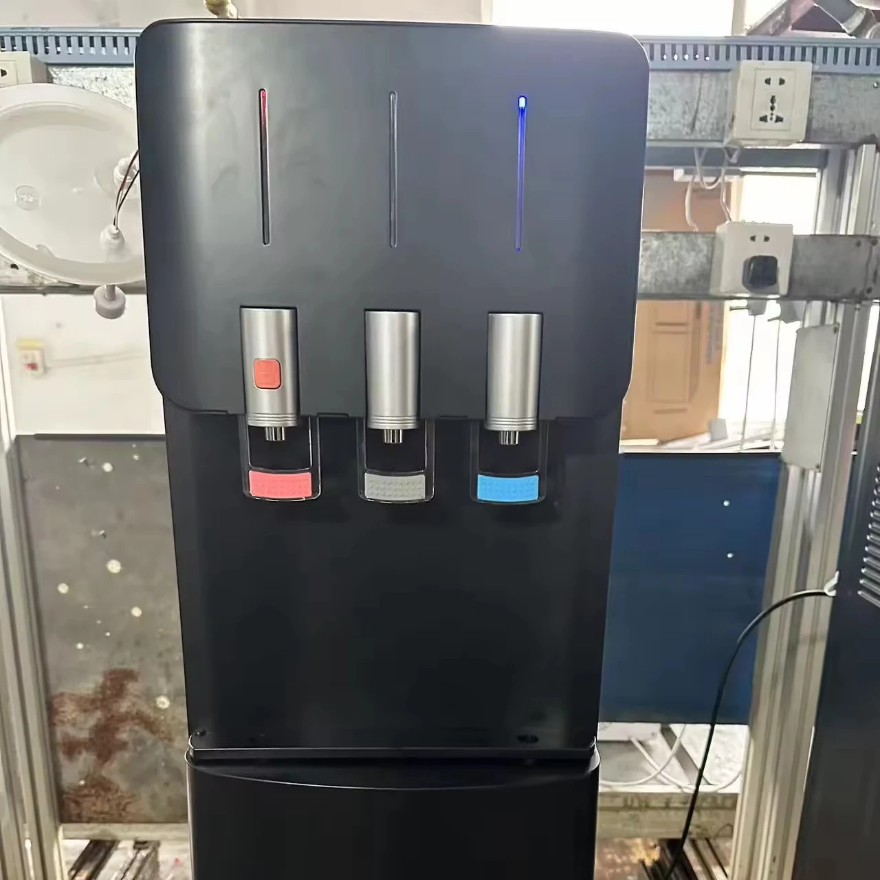 Water dispenser taps with lock plastic faucet hot water press tap