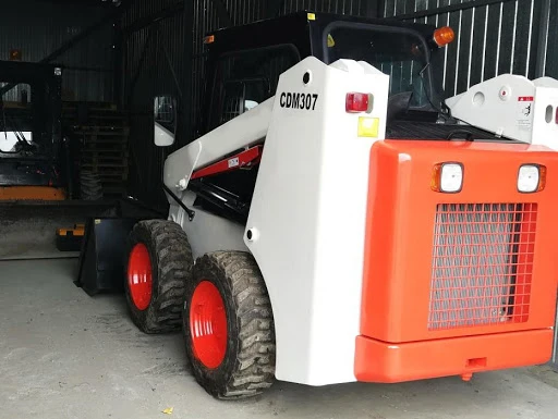 Погрузчик с бортовым поворотом LG307 мини-погрузчик на складе для продажи