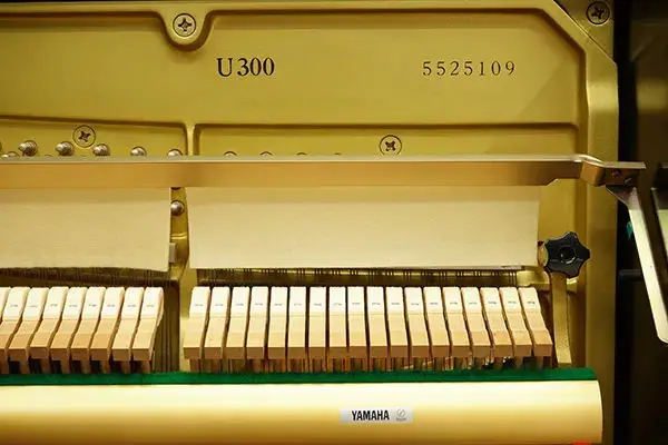 Оптовая продажа новая модель YAMAHA YU3 вертикально-клавиатура для пианино хорошая цена