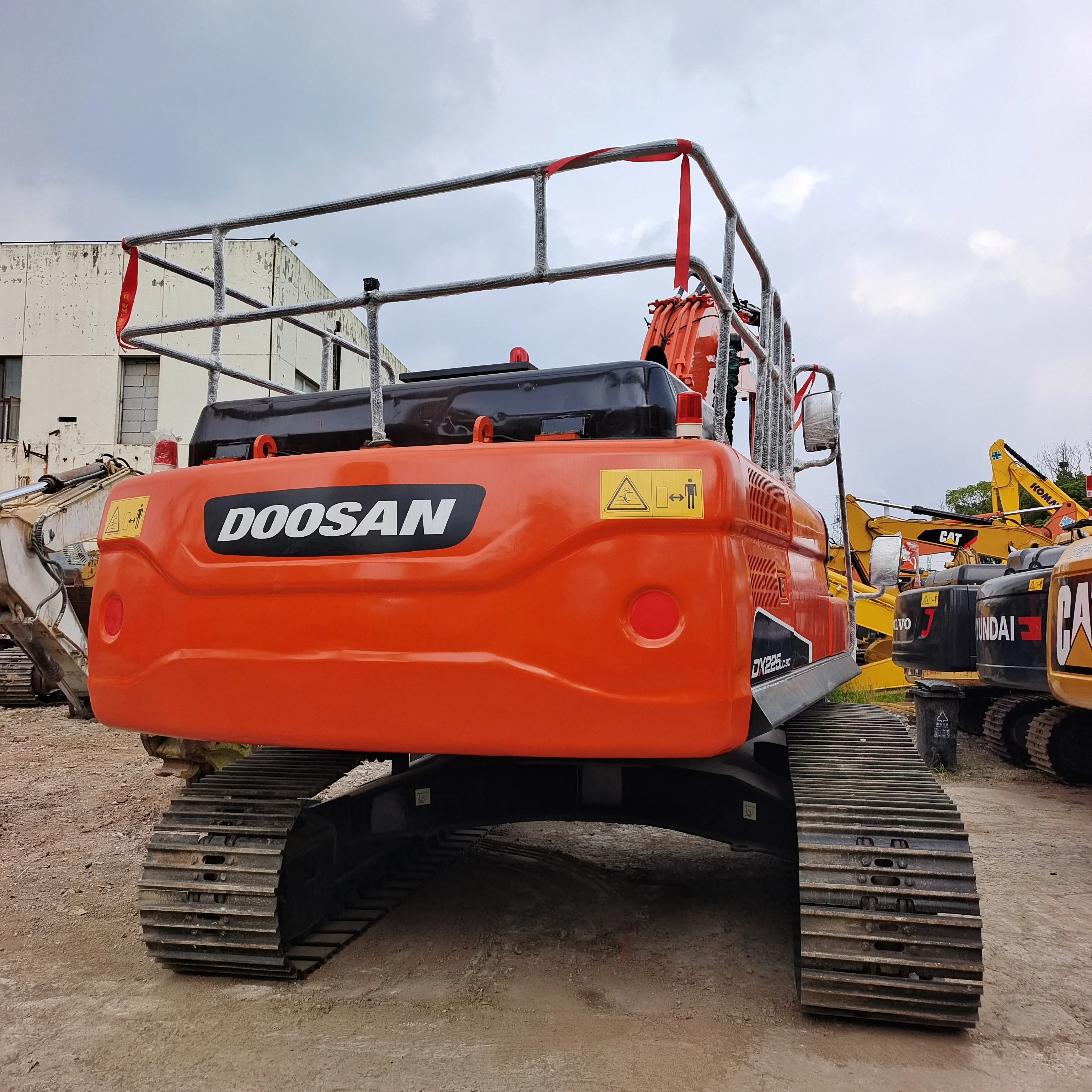 Экскаватор б/у DOOSAN DX225 экскаватор гусеничный DX75 DX80 DX60-9 DX55 dx140 dx225 dx300
