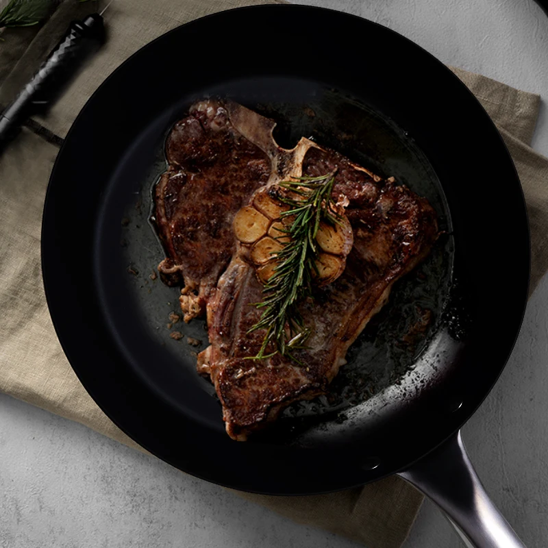 Customized Carbon Steel Frying Pans Pre-seasoned Kitchen Black With Stainless Steel Handle Fry Pan