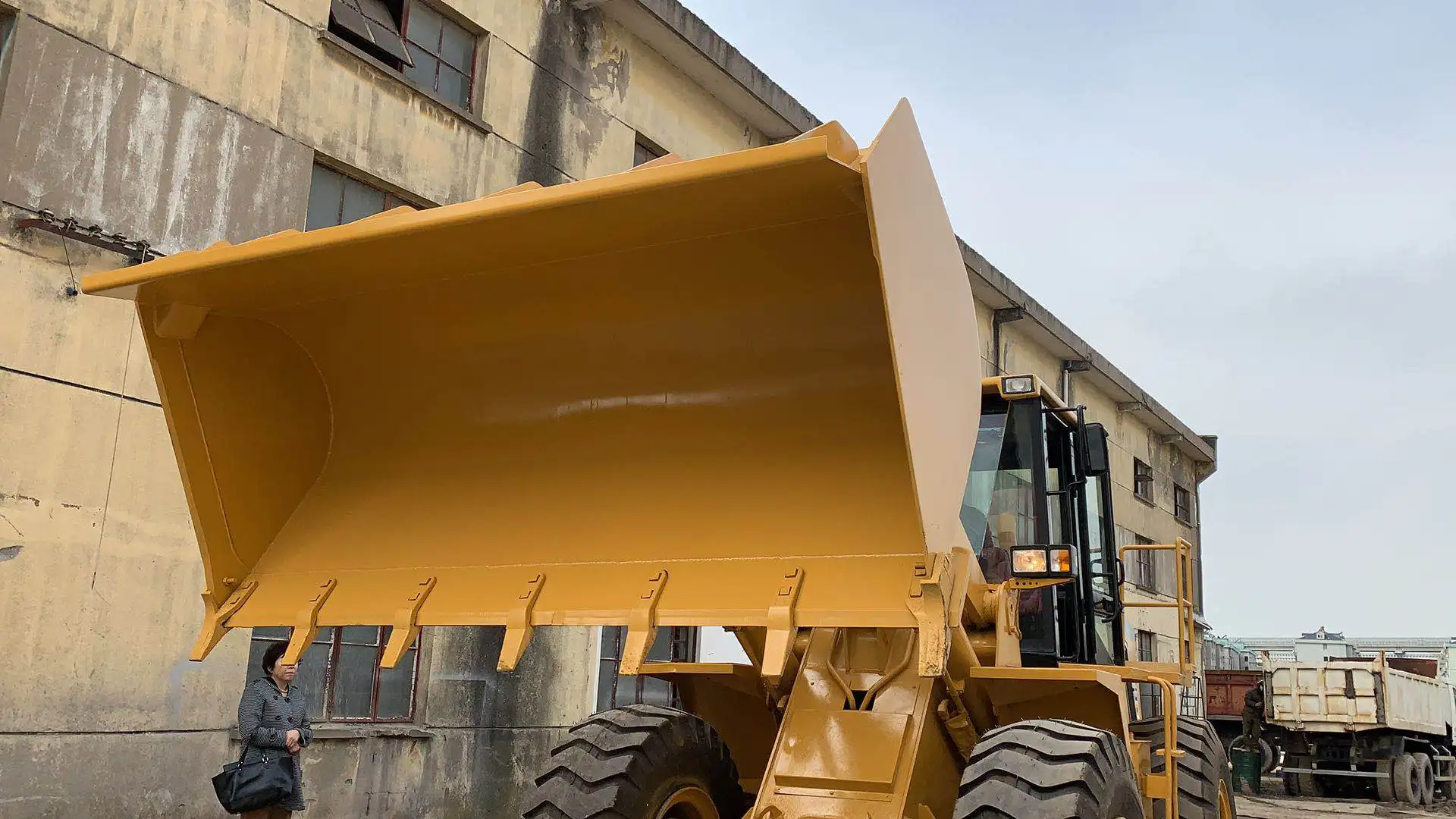 
Used Wheel Loader 966H used payLOADER 