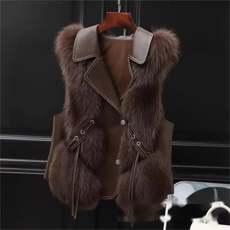 2023 women custom and wholesale fashion high quality faux fox fur vest lady winter pu gilet Factory price Shenzhen Lily Cheng