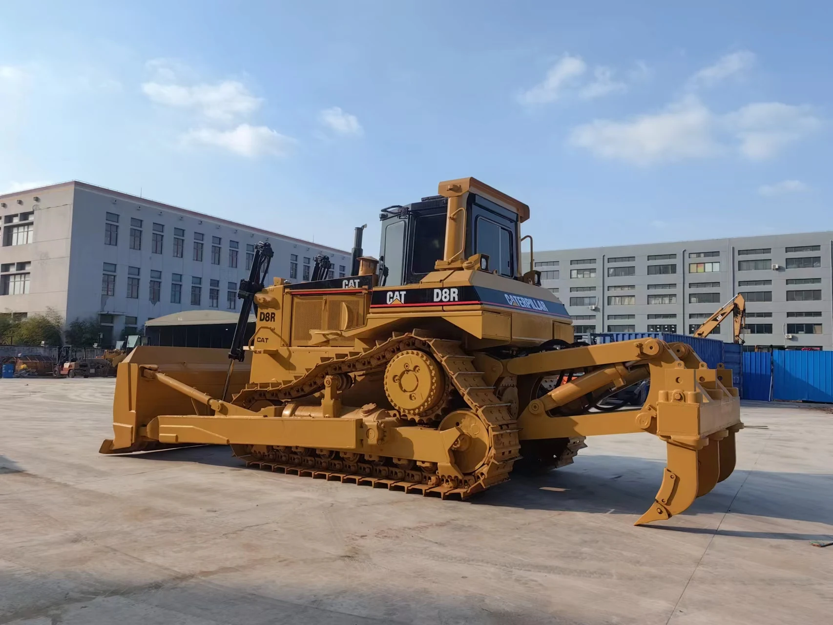 Second Hand CAT D8R Dozer Japan Crawler Caterpillar Bulldozer CAT D8R Used Bulldozer Machine