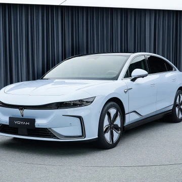 Voyah Zhuiguang Voyah Chasing Light 2023 580km 730km 375kW 4WD New Energy Vehicles Electric Car Ev Car Made in China nice price