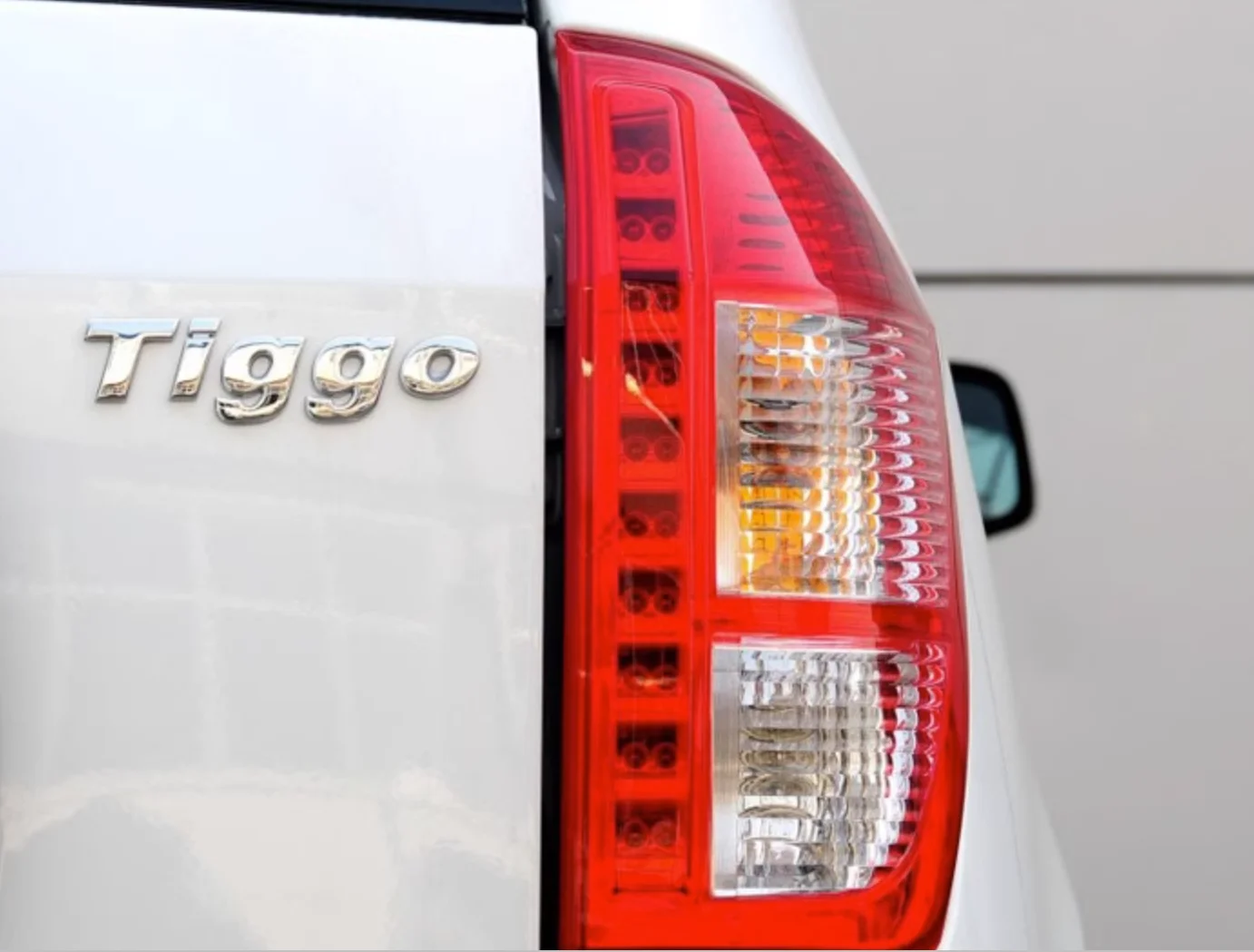 Rear tail lamp assembly taillight brake housing for Chery Tiggo 3 2010-2013