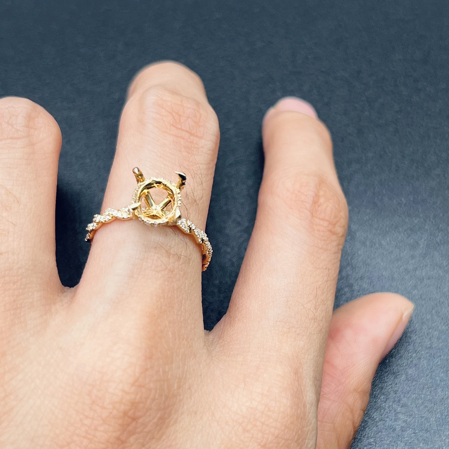 Custom 9K 10K 14K 18K Solid Gold Ring Setting Semi Mount Engagement Ring White Gold Semi Mounting Ring