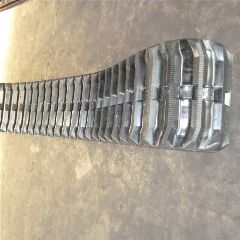 Комбайн Claas резиновая гусеница 450X90X60BS