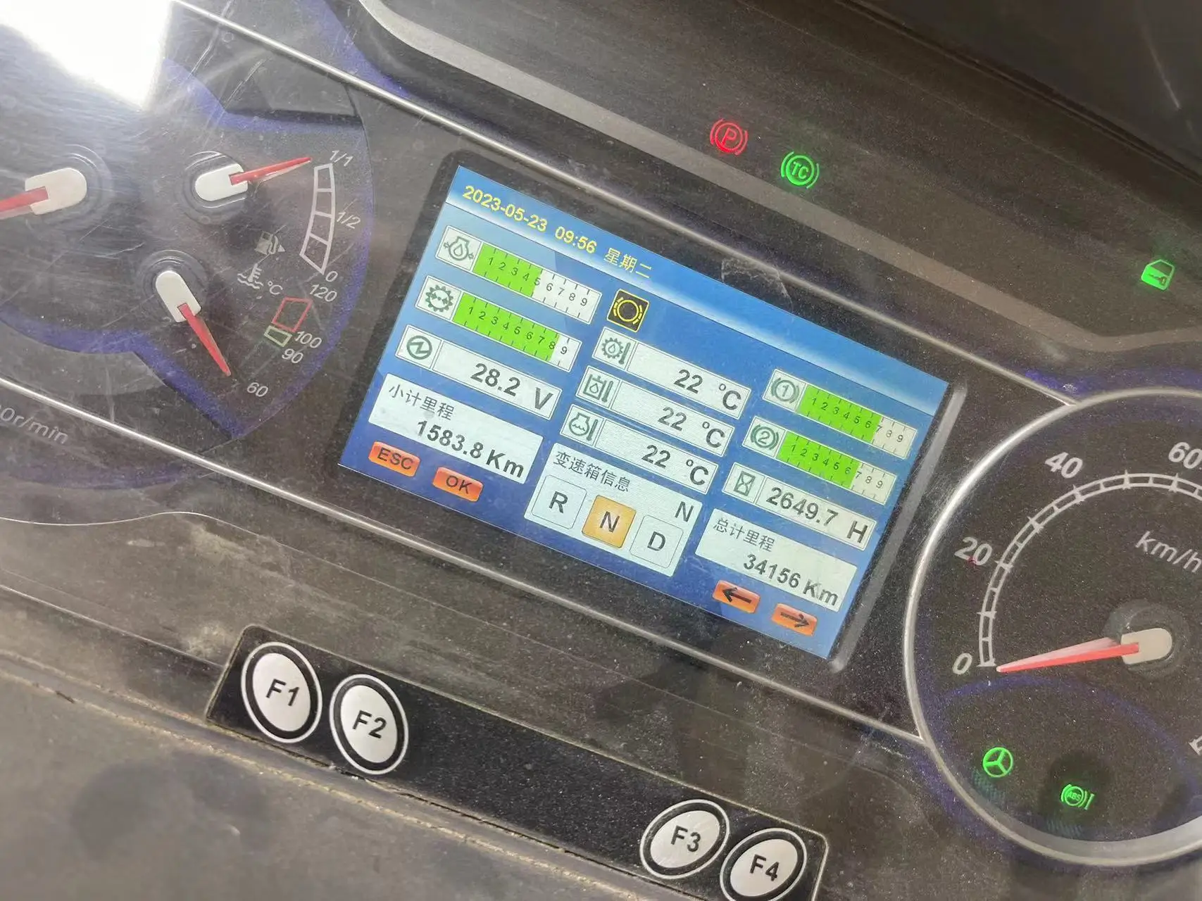 Высококачественный Подержанный SANY SAC6000 использованный вседорожный кран 600 тонн