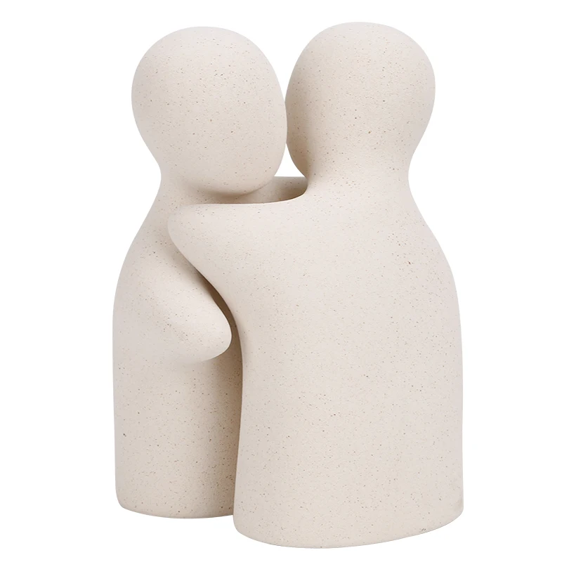 Redeco Custom Creative Art 3D Embrace Character Sculpture Frosted Ceramic Abstract Human Figurine For Gifts Home Decoration