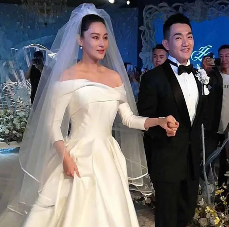 Wedding Hair accessories fashion new bride contracted white Pure white gauze accessories wholesale Wedding beaded veil