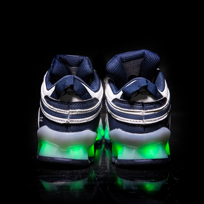 
2021 fashion sneaker Professional Charging unique adults led light running shoes 