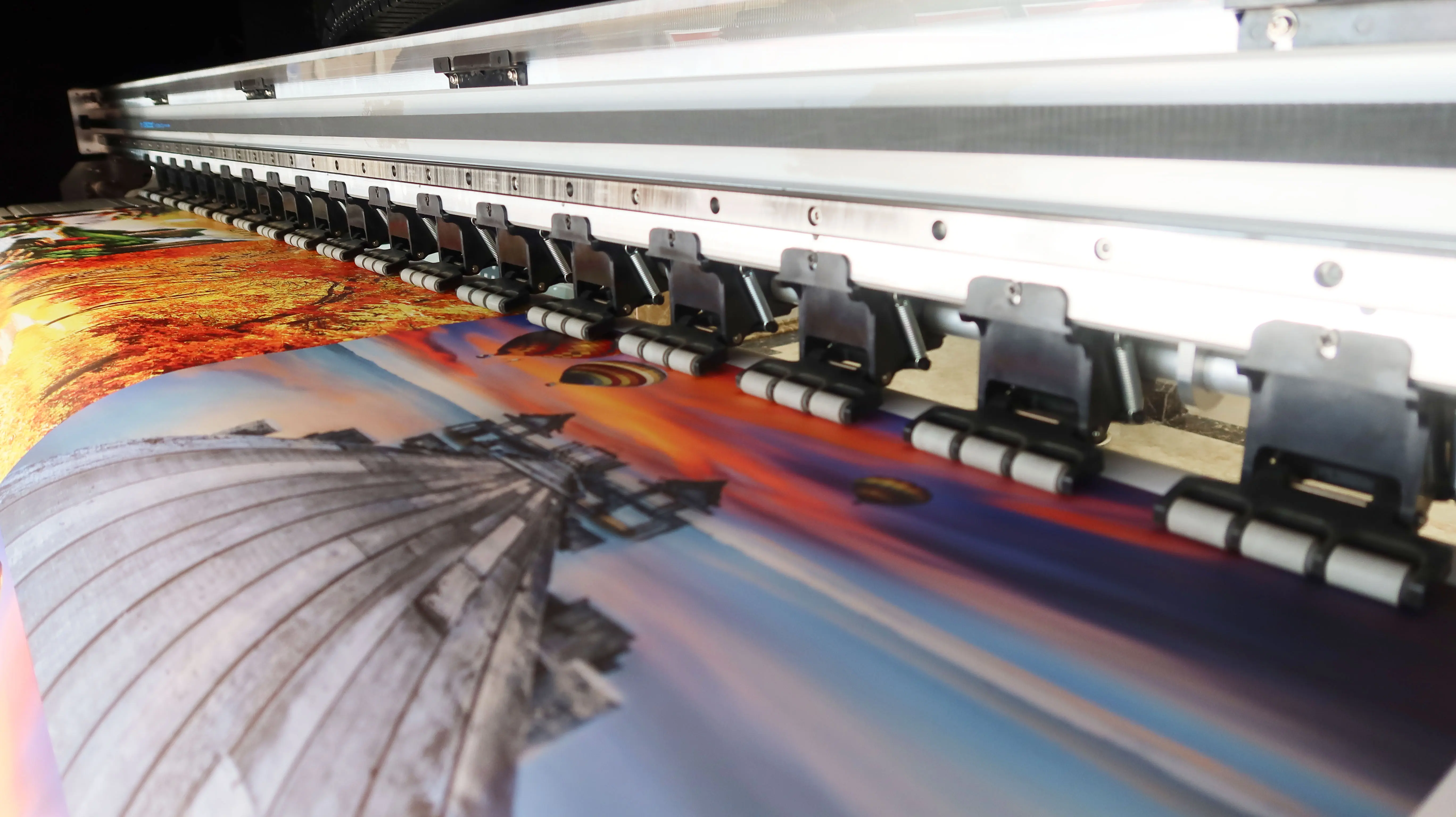 Indoor and Outdoor advertising Vinyl Sticker Mass Production 1.8m 6 EpsI3200 heads Eco Solvent Printer