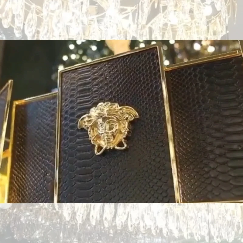 Luxury pendant light 2022 greek medusa style crocodile leather artistic black and gold round crystal chandelier