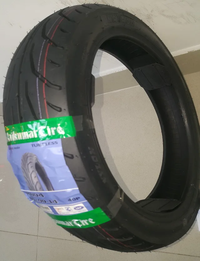 
Viet Nam factory wholesale cheap SCOOTER MOTORCYCLE TIRE 