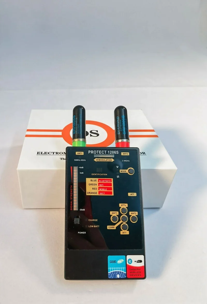 Dual Antenna 50MHz-4GHz 2.4G WIFI GPS Mobile Phone Wireless Signal Detector Handheld Anti-gps Positioning Tracker Scanner