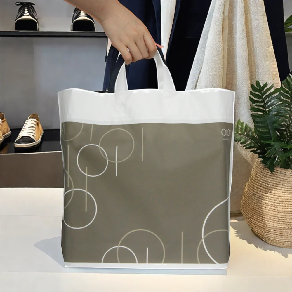 Пластиковая сумка для покупок