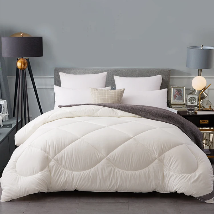 High End Winter Quilt Comforter With Cotton fabric and Wool Filling