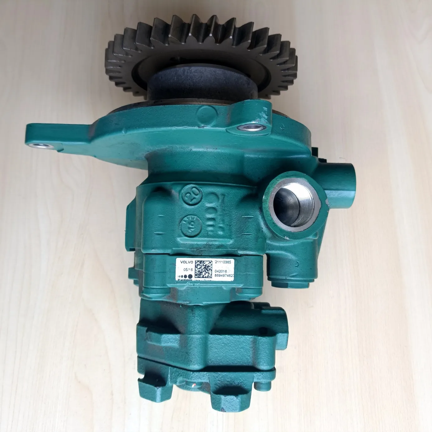 Power Steering Servo Pump  21488833 for Volvo truck