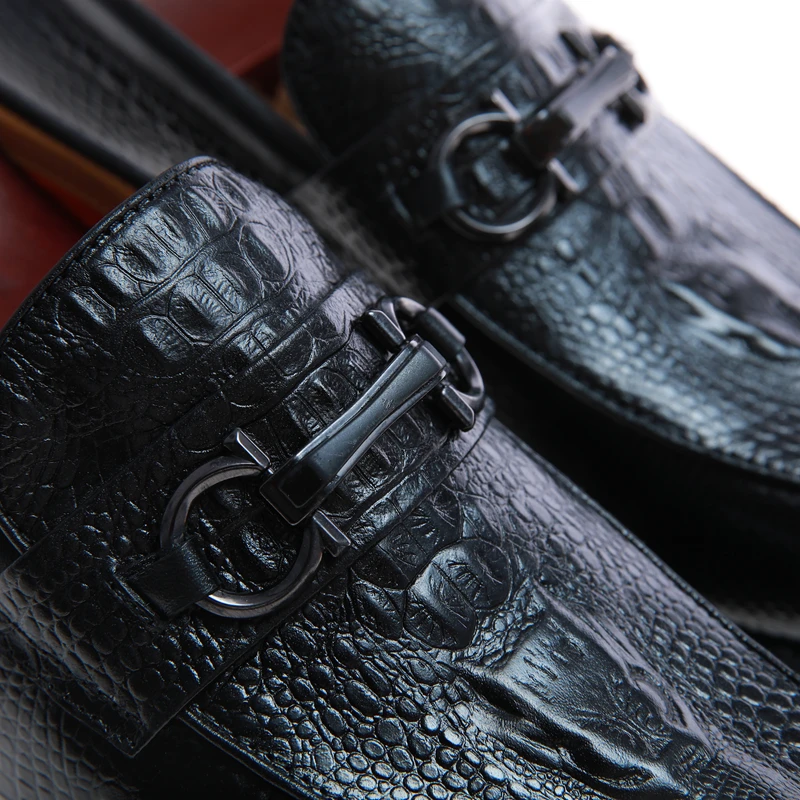 Genuine crocodile classic retro  casual comfortable classic thick sole men height increasing shoes for men