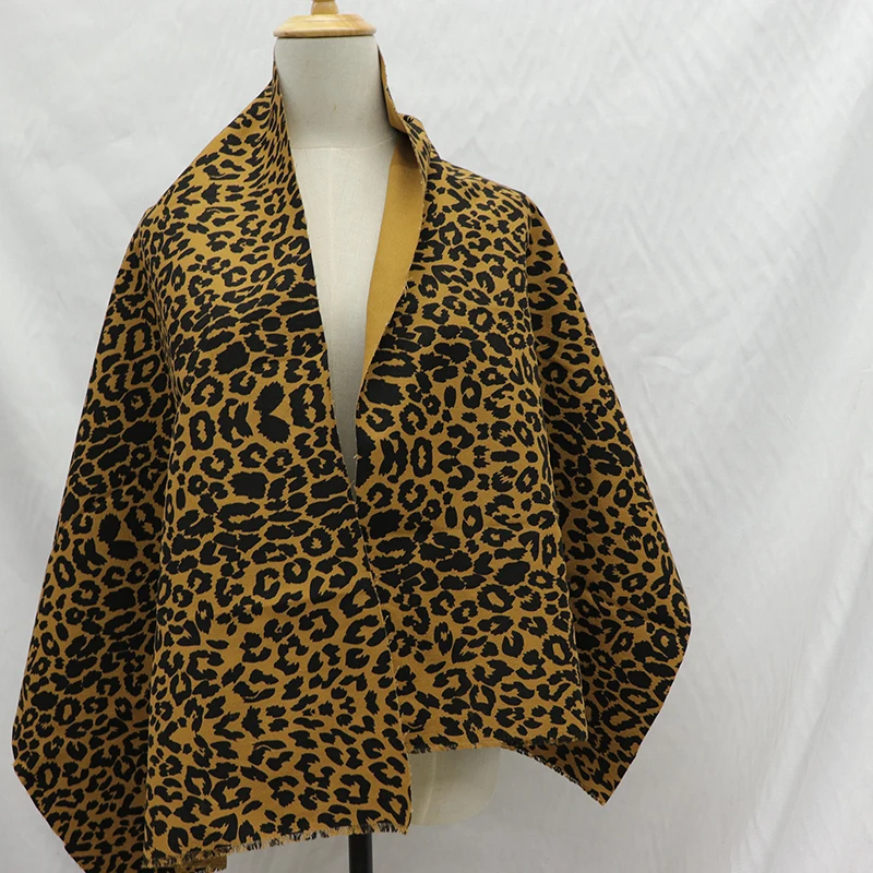 
Twill 100% Cotton Fabric Leopard Printed Fabric For Coat Pant Bag Hat clothing fabric 