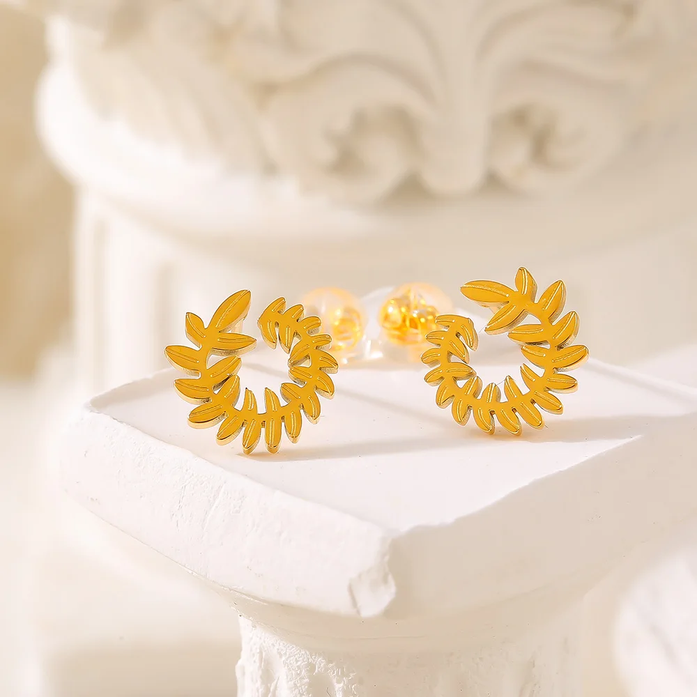 Mori Department personality everything fashion casual jewelry geometric vine ring shape titanium steel gold-plated stud earrings