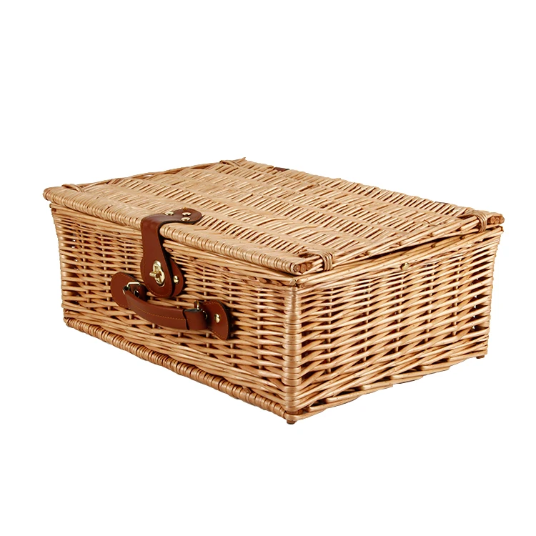 Customized Family Camping Hamper Wicker Picnic Basket with Lid