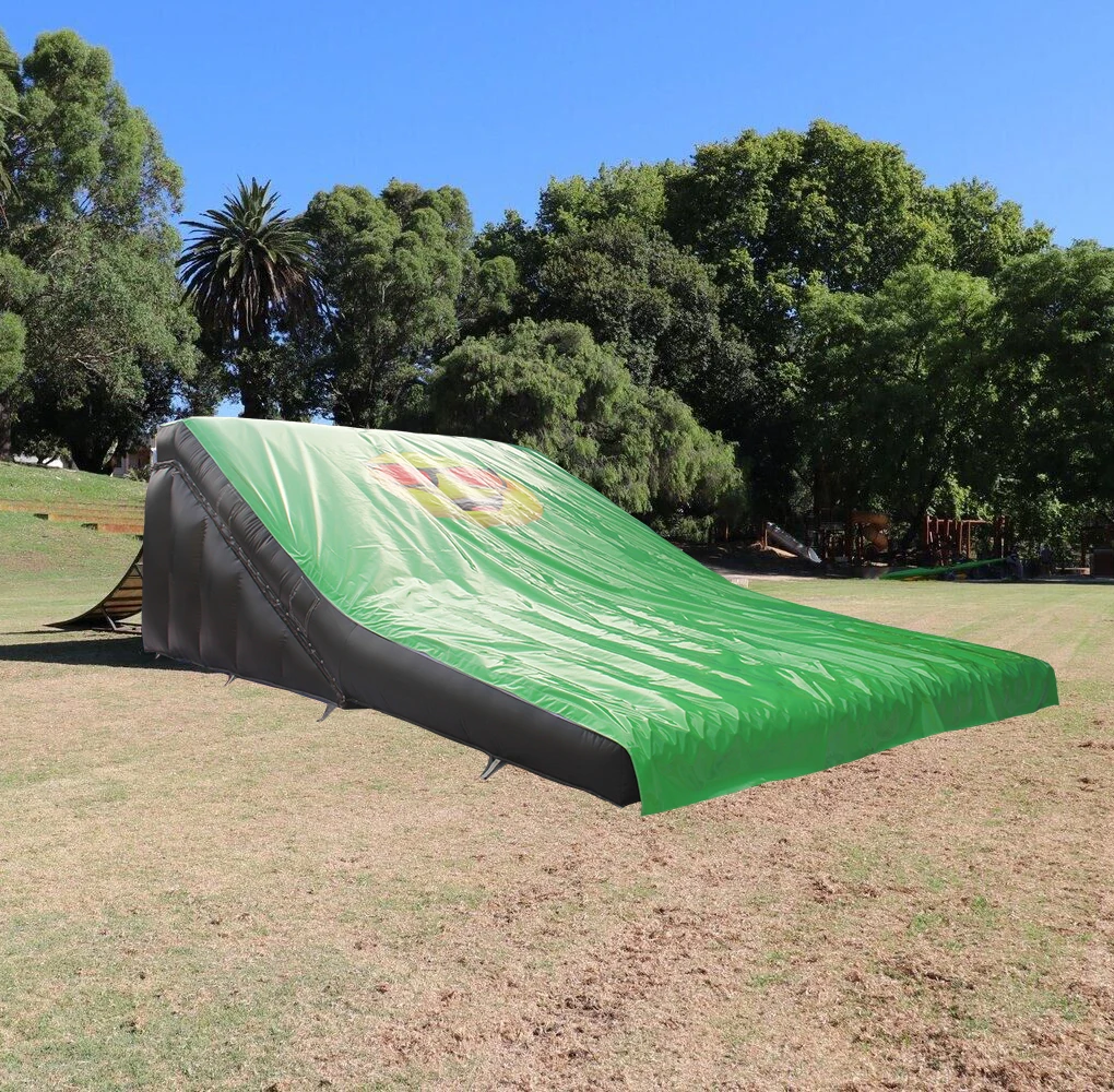 WINSUN sport Inflatable Skiing Jump stunt airbag big inflatable landing airbag mat sports games ramp pad sloped mtb for sale