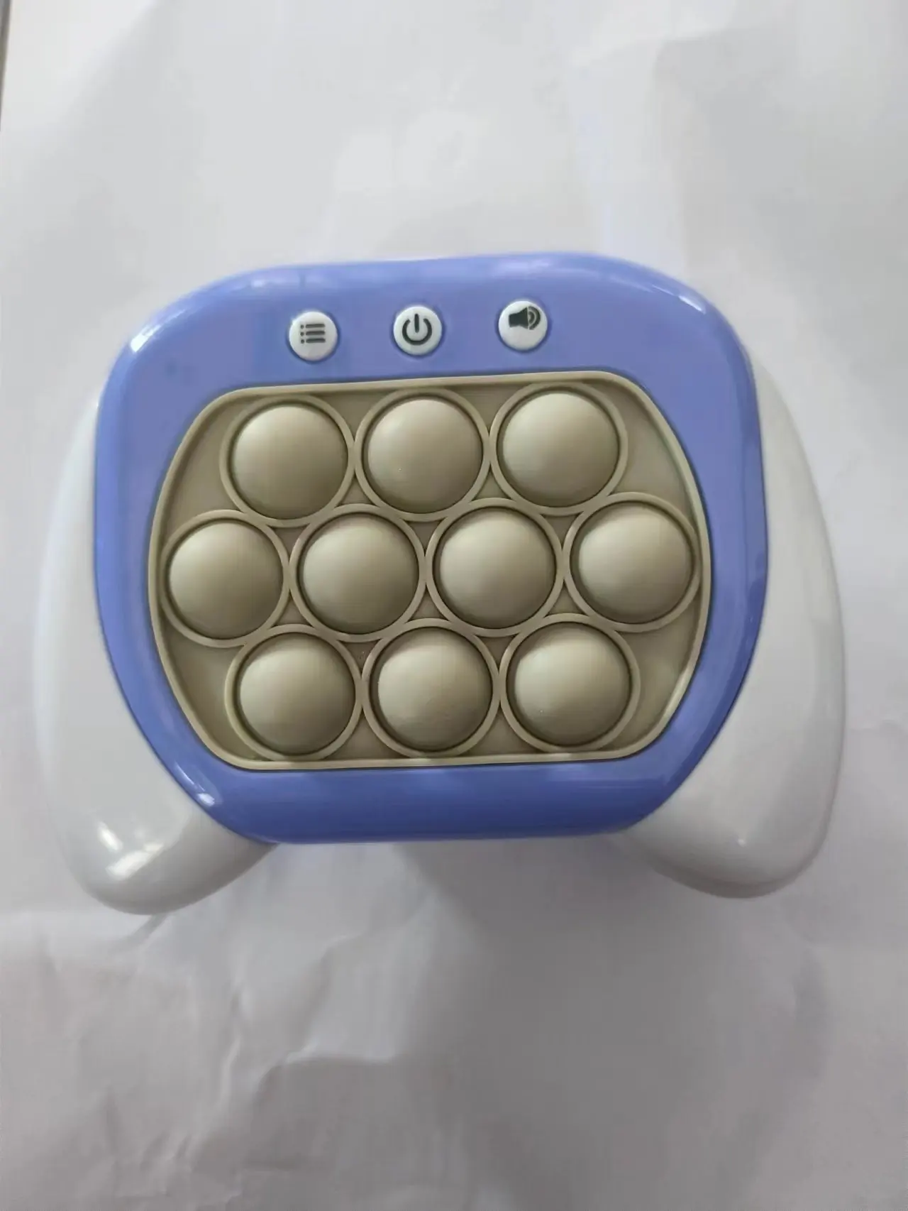 GREEN BOARD WHITE BUBBLE SQUARE  puzzle game machine