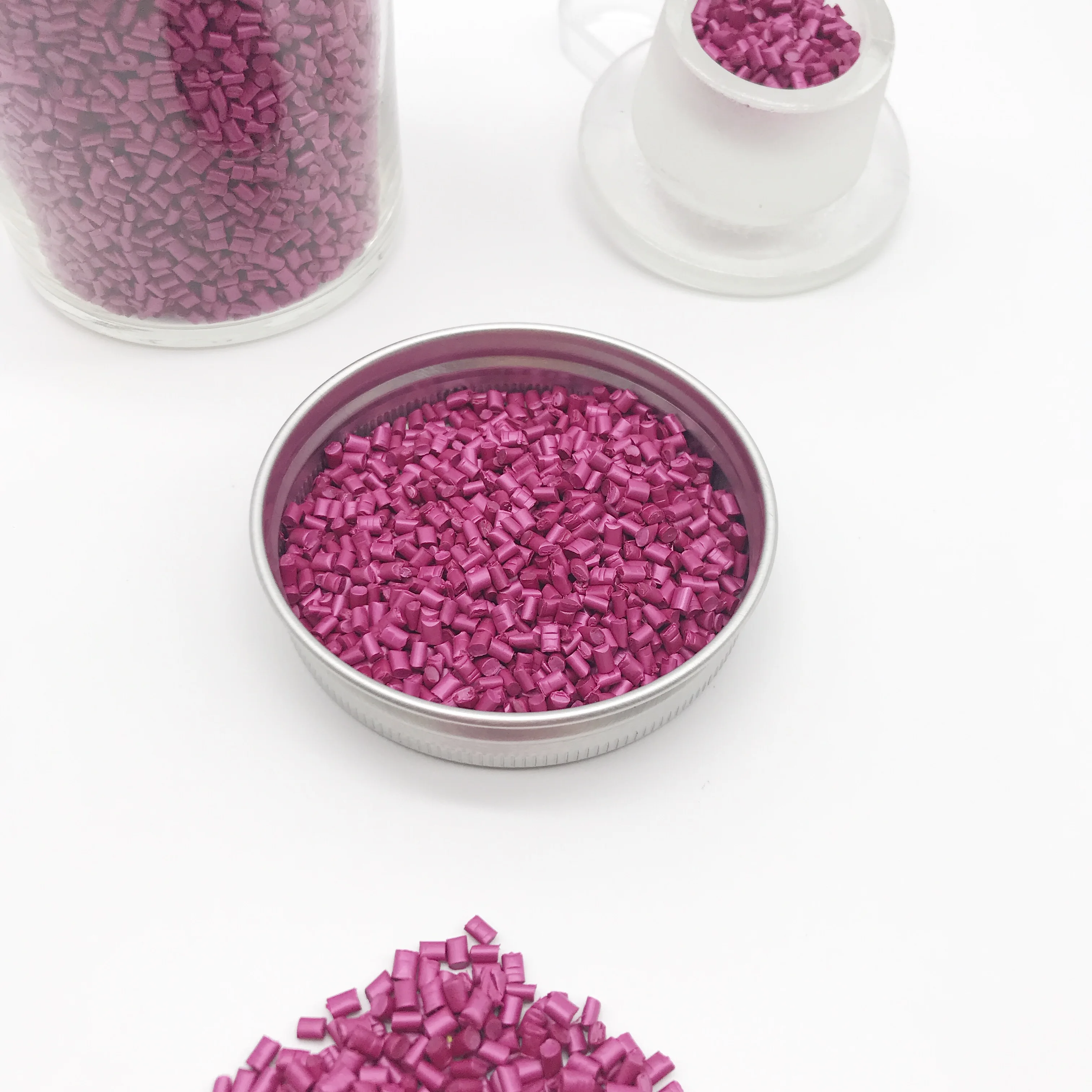 HIPS Carrier Bead Light Pink Color Masterbatch For Tool Handles Garden Tools