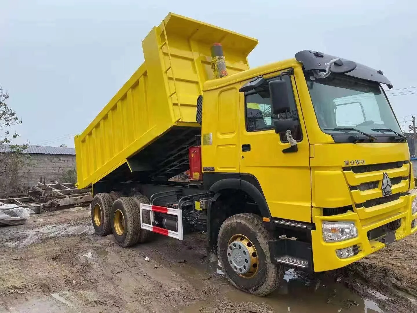 howo 6X4 dumper truck