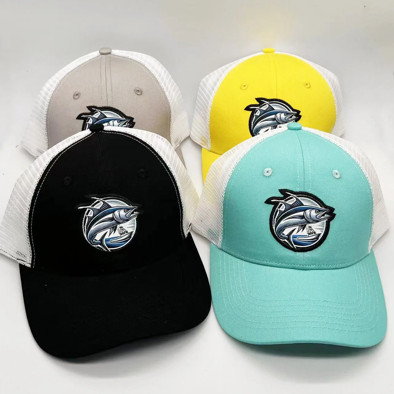 Custom Mesh Trucker Caps High Quality 6 Panel Baseball Cap Outdoor Sport Gorras Curved brim Mesh Trucker Hat With Patch logo