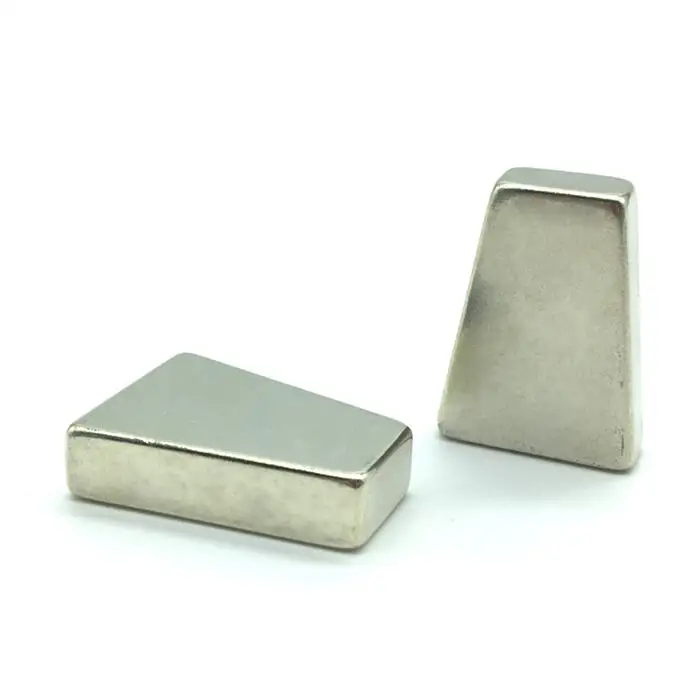 Высокоточный настраиваемый постоянный трапециевидный магнит в форме лестницы неодимовый