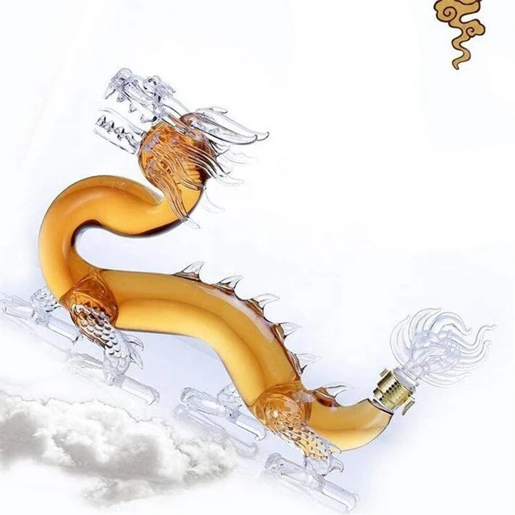 wholesale Dragon shaped  shaped wine decanter lead-free glass whiskey decanter for Liquor  home decorate