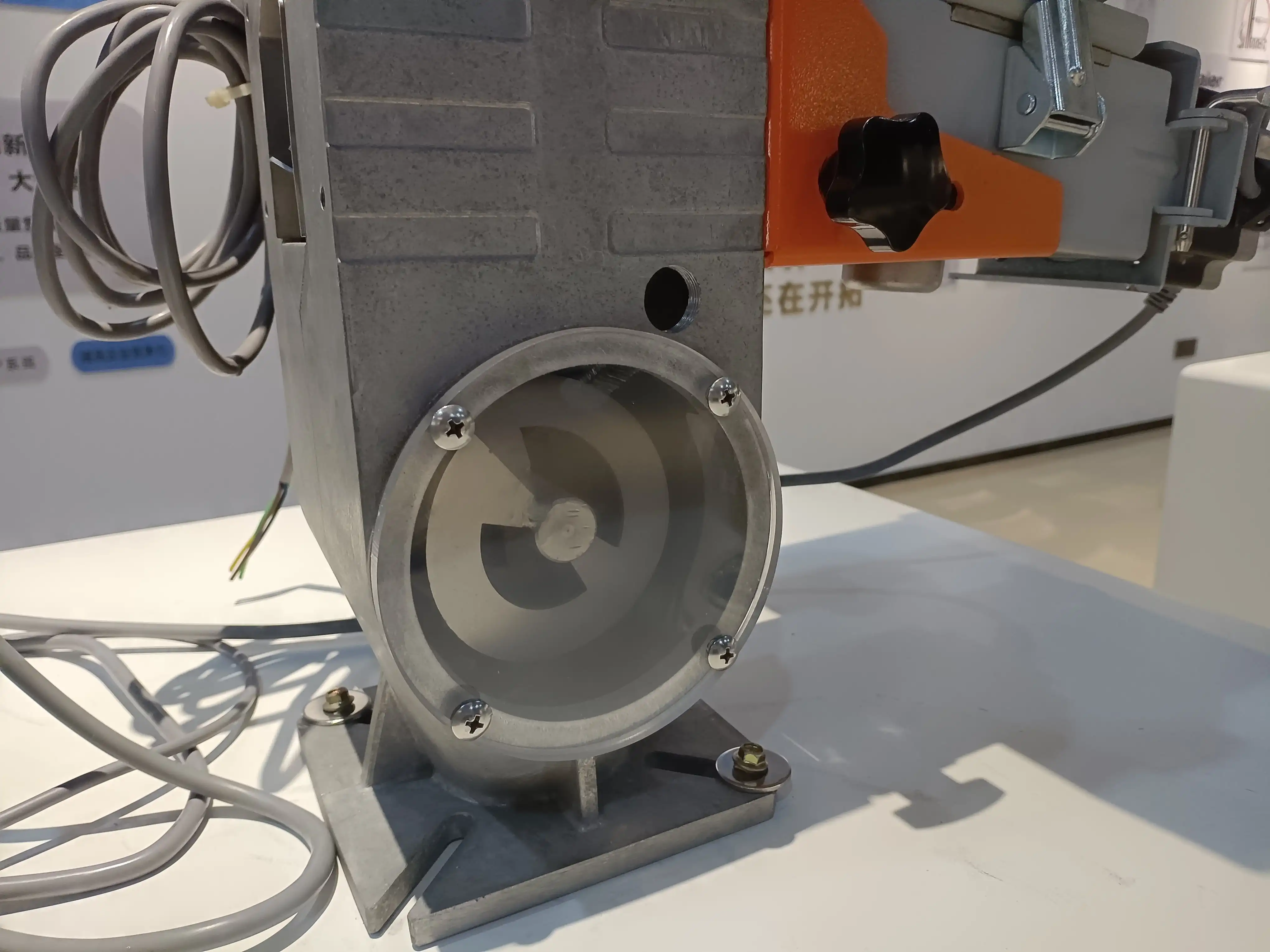 china manufacture single screw masterbatch mixer equipment volumetric doser on sale