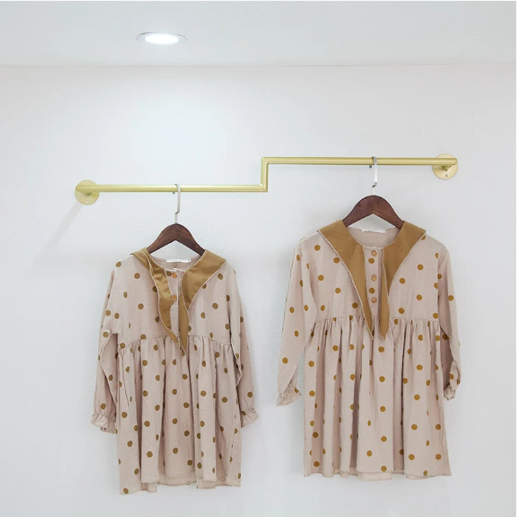 Женская вешалка для